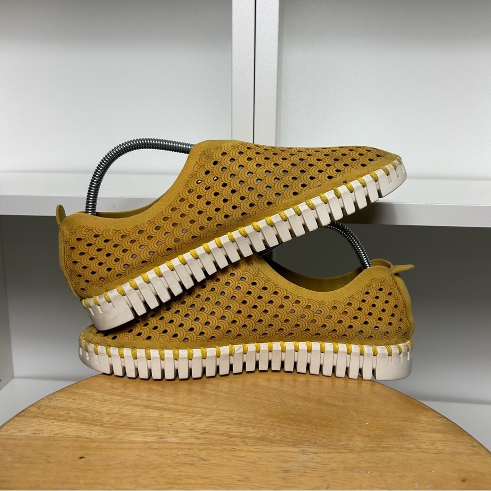 Ilse Jacobsen 3373 perforated yellow slip on sneakers - Picture 5 of 7